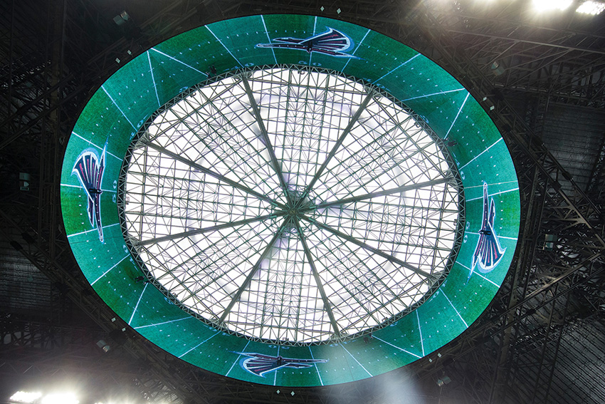 The roof required 1.8 million pounds of trusses, more than 21,000 tons of steel and the world’s largest movable crane just to put it all together.