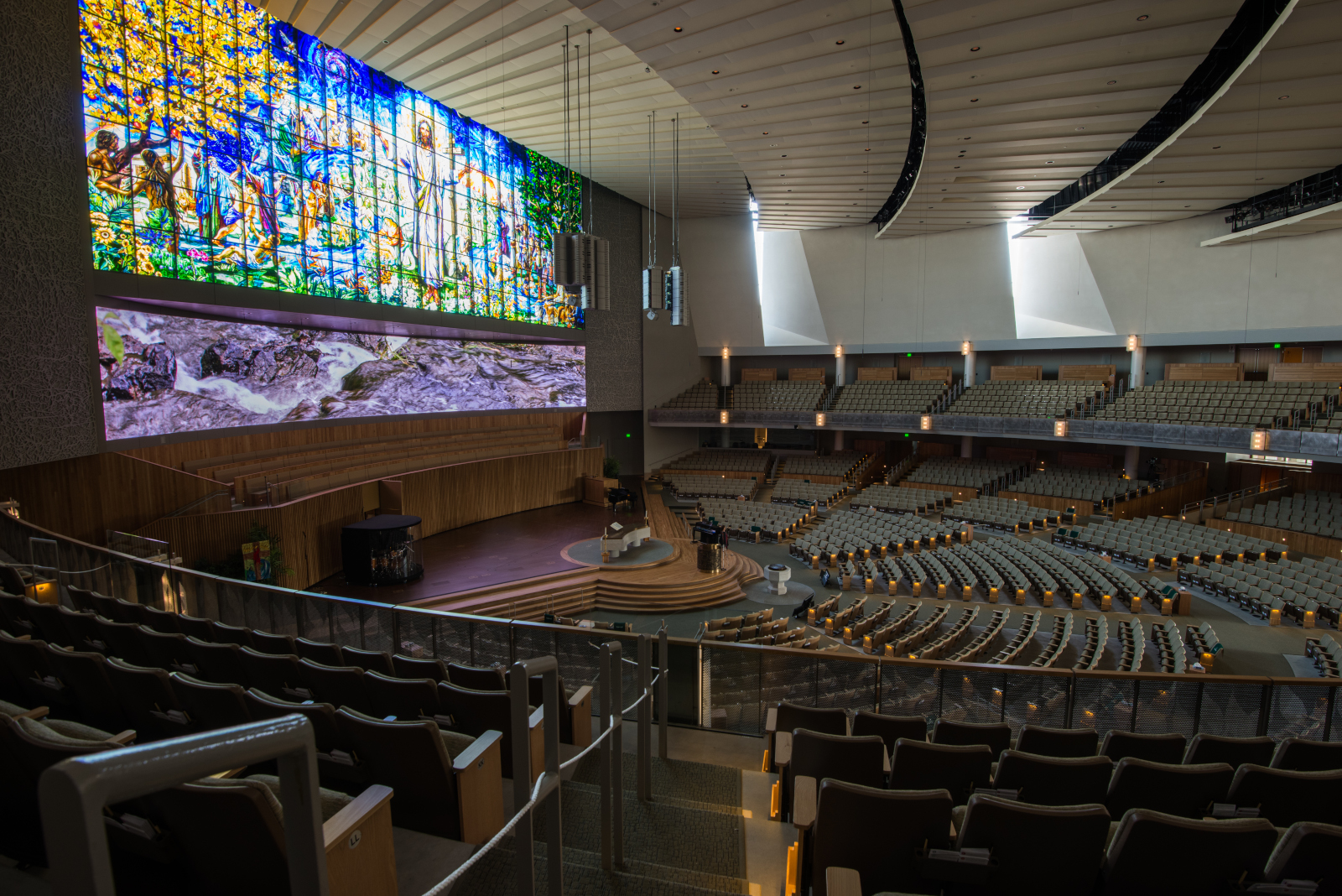 Church Of The Resurrection Seating Chart